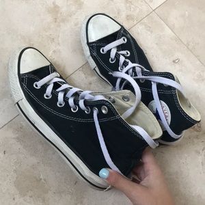 High top black converse